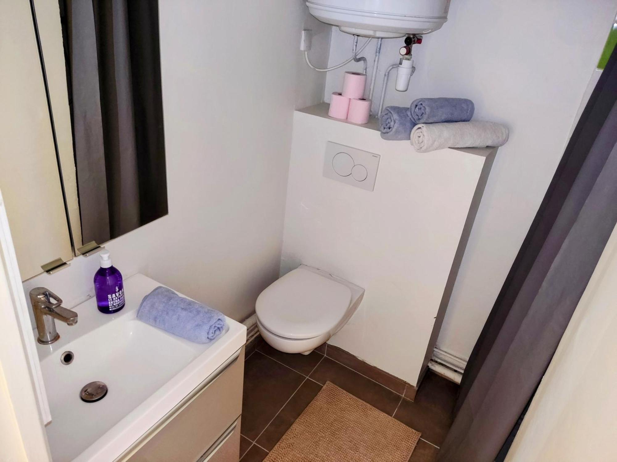 Provencal-Style Apartment เอ็ก-ซอง-โพรวองซ์ ภายนอก รูปภาพ