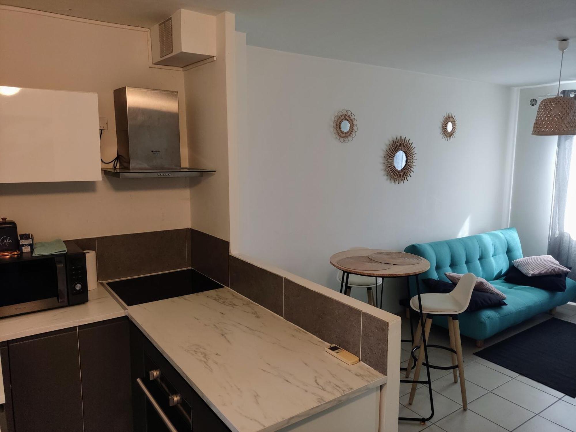 Provencal-Style Apartment เอ็ก-ซอง-โพรวองซ์ ภายนอก รูปภาพ